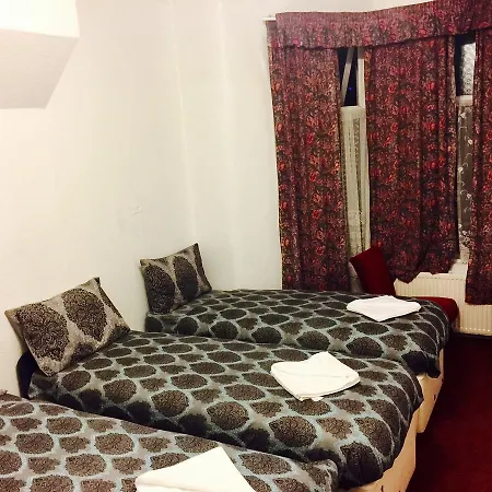 Bramlea Bed & Breakfast 2*