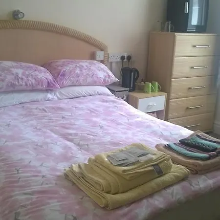 Kenbry 2* Blackpool