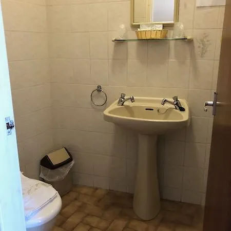 Guest house Athol 3*
