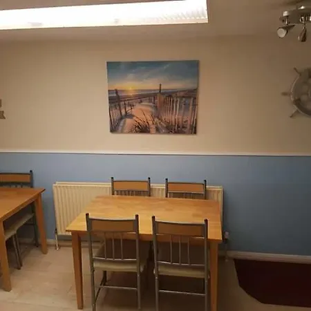 Wallace Hotel 2*