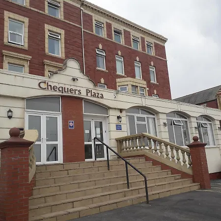 Chequers Plaza Отель Блэкпул