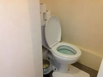ホテル Cowley