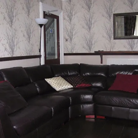 Branston 4* Blackpool