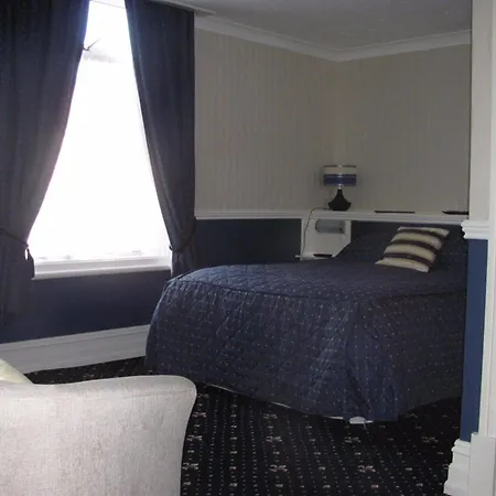 Branston 4* Blackpool