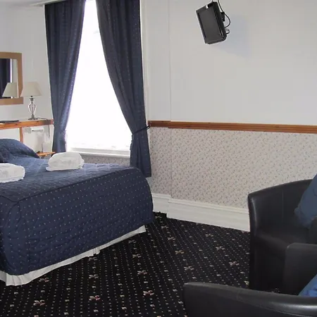 Branston 4*