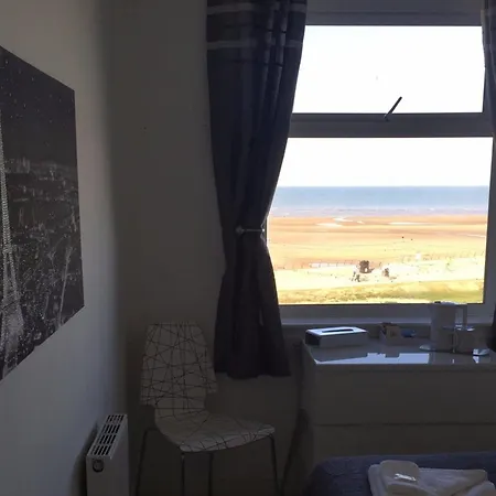Sandford Promenade Hotel