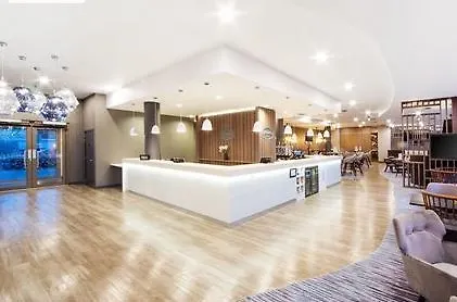 Hotel Hampton By Hilton 3*