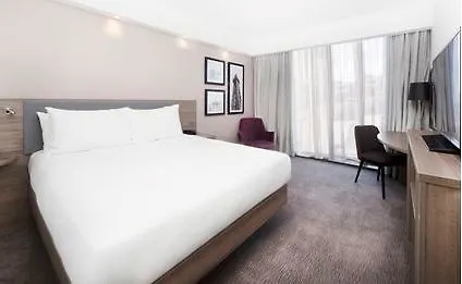 Hampton By Hilton 3*