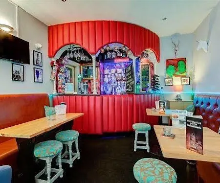Westbourne House Couette-café 3*