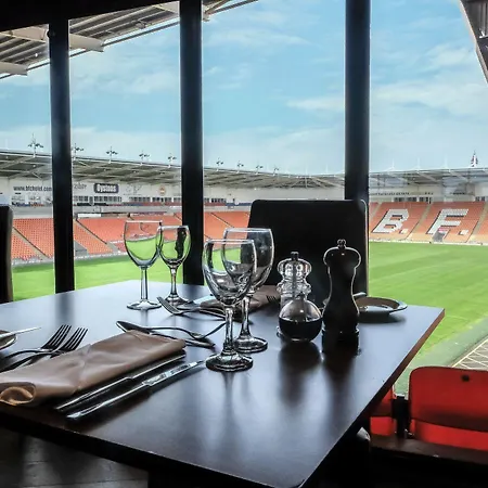 酒店 Football Club Stadium Hotel, A Member Of Radisson Individuals 黑潭