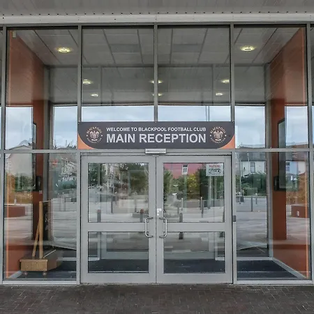 酒店 Football Club Stadium Hotel, A Member Of Radisson Individuals 4*