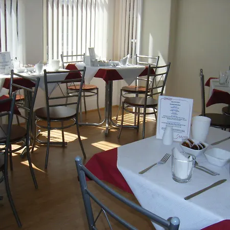 Arlingtons Guest house Blackpool
