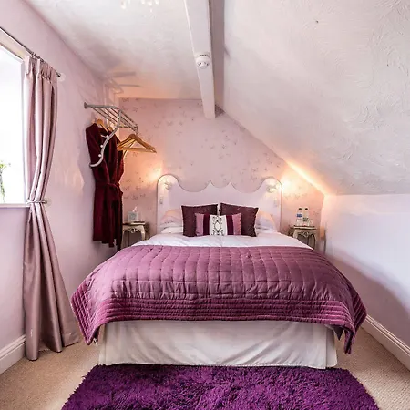 Guest house Glen 4*