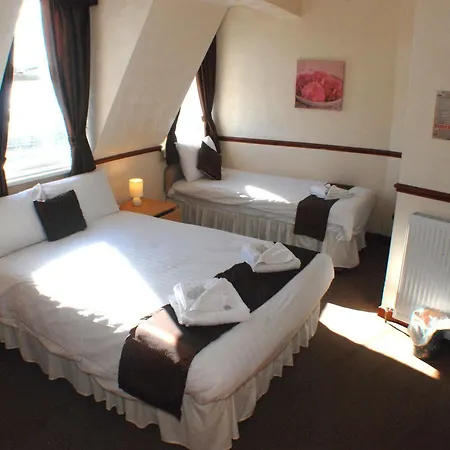 Mars Seaview By Oyo 3* Blackpool