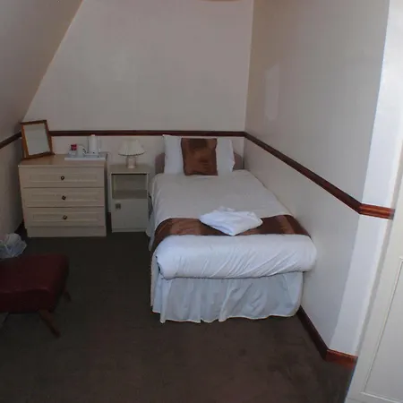 Mars Seaview By Oyo Bed and breakfast Blackpool