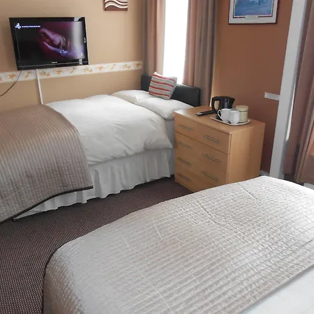 Shirley Heights Bed & Breakfast Blackpool