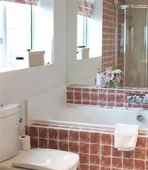 Number One St Lukes Bed & Breakfast 5*
