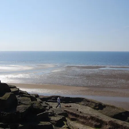 Elgin 3* Blackpool