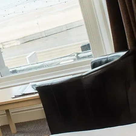 Park House Hotel 3*