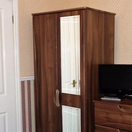 The Almeria Bed & Breakfast Blackpool