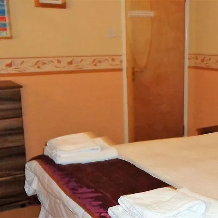 The Almeria 3*
