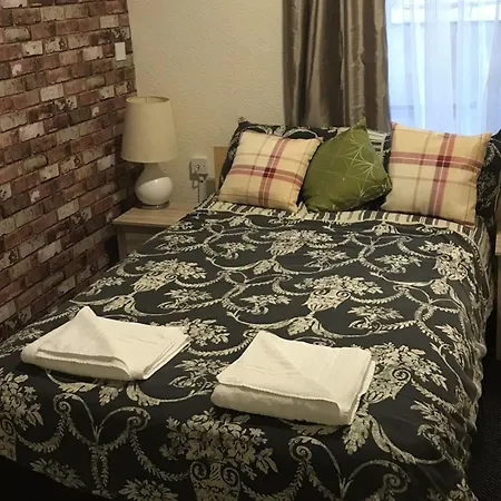 Oasis Guest house 3*