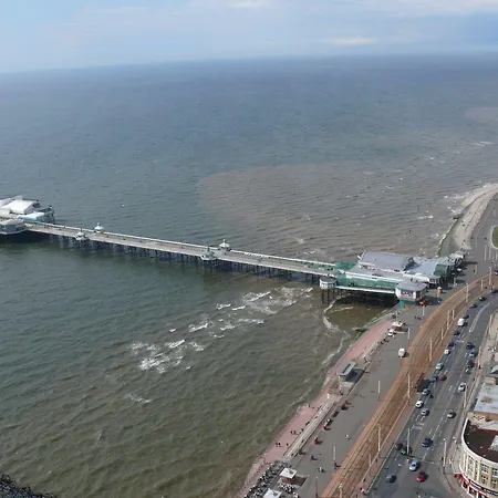 Cleveland Court * Blackpool