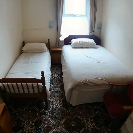 Cleveland Court Hotel Blackpool