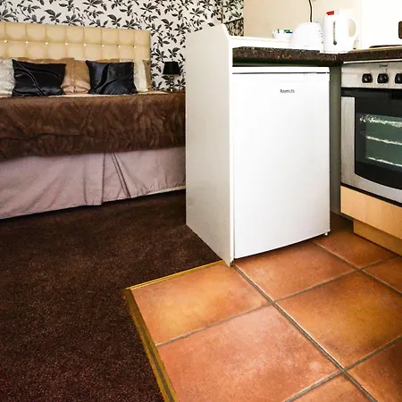 Beachcliffe Apartment