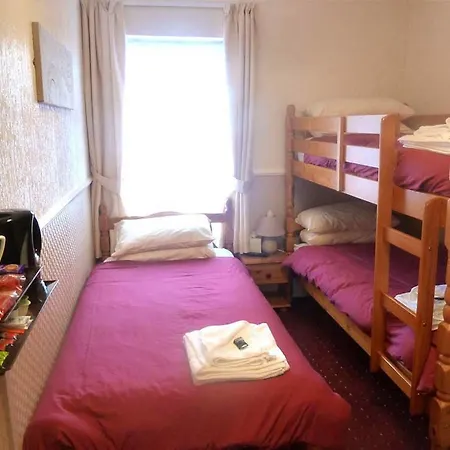 Delamere Bed & Breakfast 3*