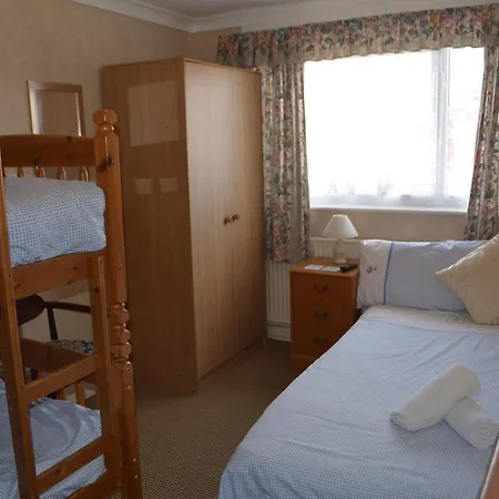 Holm Lea Hotel Bed & Breakfast 3*