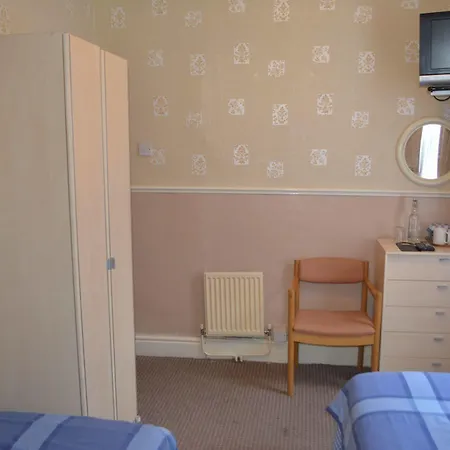 Bed & Breakfast Holm Lea Hotel 3*