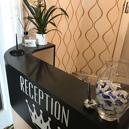 Nocleg ze śniadaniem Queens Plaza 3*