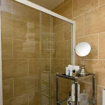 Hotel The Kenley 4*