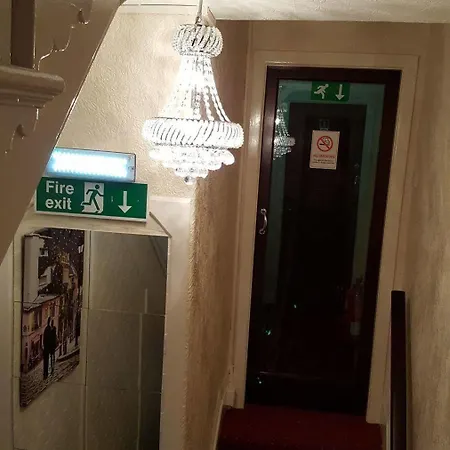 Hotel St Kildas, 3*