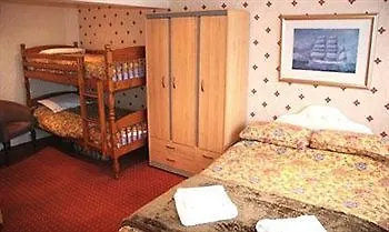 Blencarn Guest house 2*