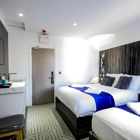 Dj Hotel 3*