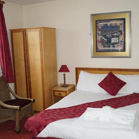 Hotel Gainsborough And Bar 3*