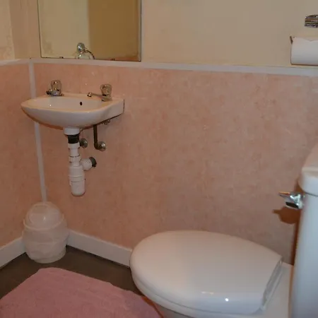 Bed & Breakfast Holm Lea Hotel