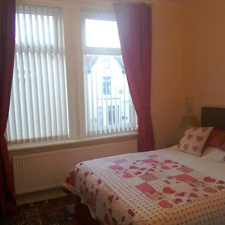 Eden House Bed & Breakfast Blackpool