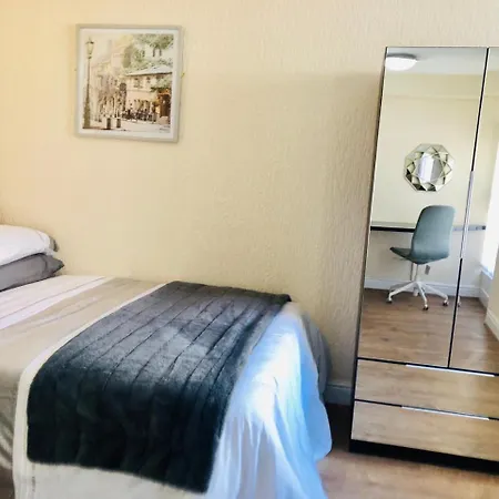 The Winter Garden 3* Blackpool