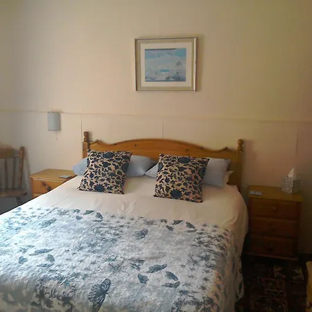 Bed & Breakfast Eden House