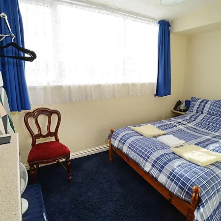 Lynmoore 2* Blackpool