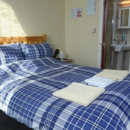 Guest house Lynmoore 2*