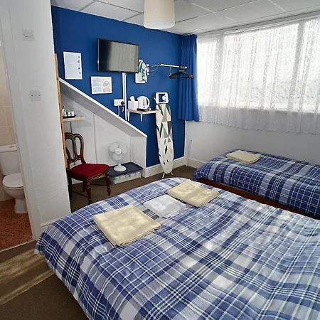 Lynmoore Guest house Blackpool