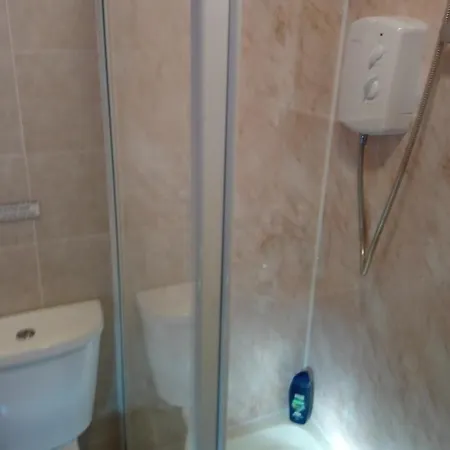Guest house Lynmoore 2*