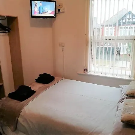 The Penrhyn 3* Blackpool