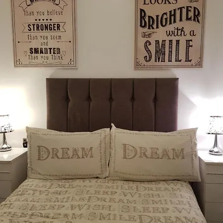 Somerset House Apartment *