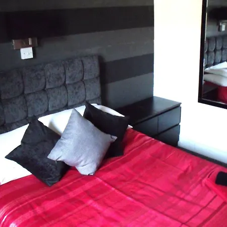 Guest house The Derby 3*