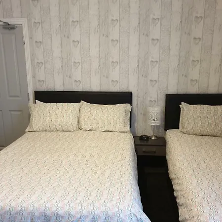 Kings Court Families & Couples Blackpool